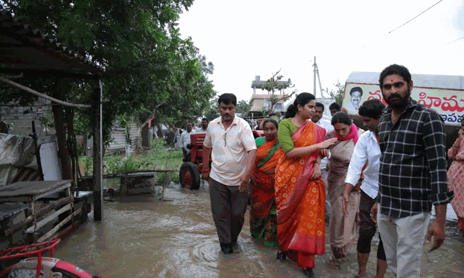 విడుదల రజినీ మళ్లీ కెమెరా యాక్షన్ మొదలుపెట్టింది!