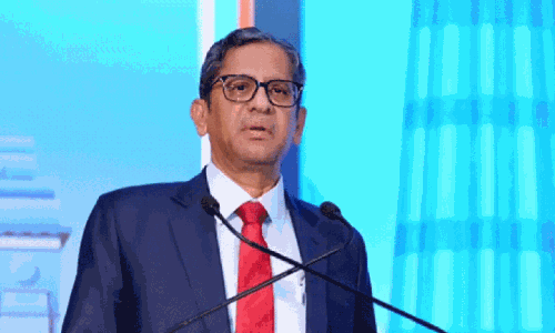 ‘నా ఫ్యామిలీని టార్గెట్ చేసి కేసులు పెట్టారు’ మాజీ సీజేఐ సంచలనం