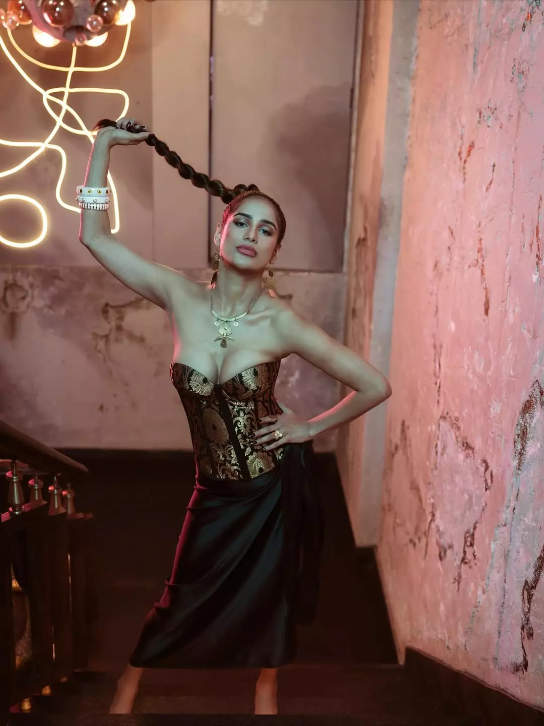 Poonam Pandey – Fearless, Fiery & Unforgettable