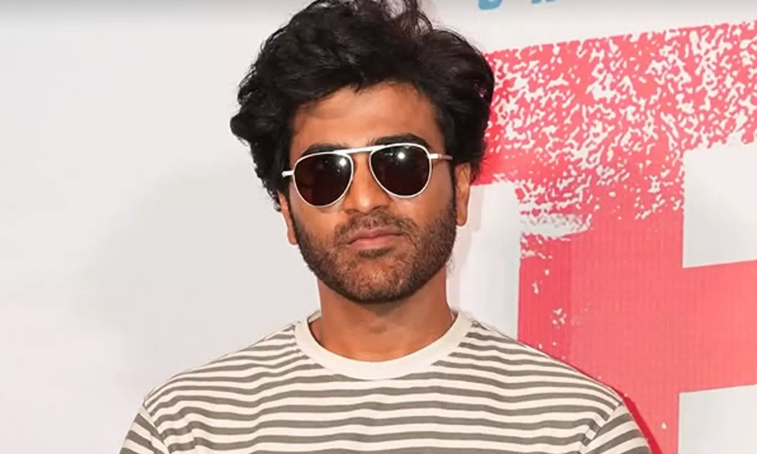 నారి నారి మధ్య కాదు.. ఆ సినిమా ఈ సినిమా మధ్య శర్వానంద్..!