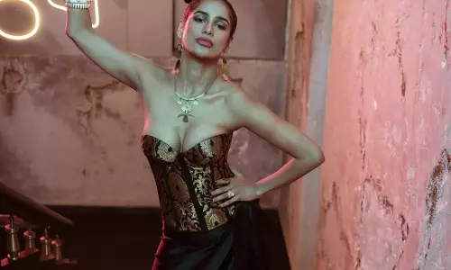 Poonam Pandey – Fearless, Fiery & Unforgettable Poonam Pandey – Fearless, Fiery & Unforgettable