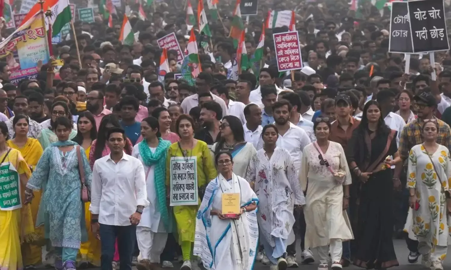 రోడ్డెక్కిన సీఎం దీదీ.. మోడీ హ‌యాంలో ఇది నాలుగోసారి!