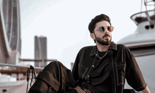 అనిరుధ్ పై నిర్మాతలు ఒత్తిడి.. కాస్త పట్టించుకోవయ్యా! అనిరుధ్ పై నిర్మాతలు ఒత్తిడి.. కాస్త పట్టించుకోవయ్యా!