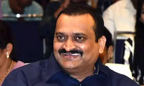 బండ్ల‌ను ఇబ్బంది పెడుతున్న దెయ్యం?