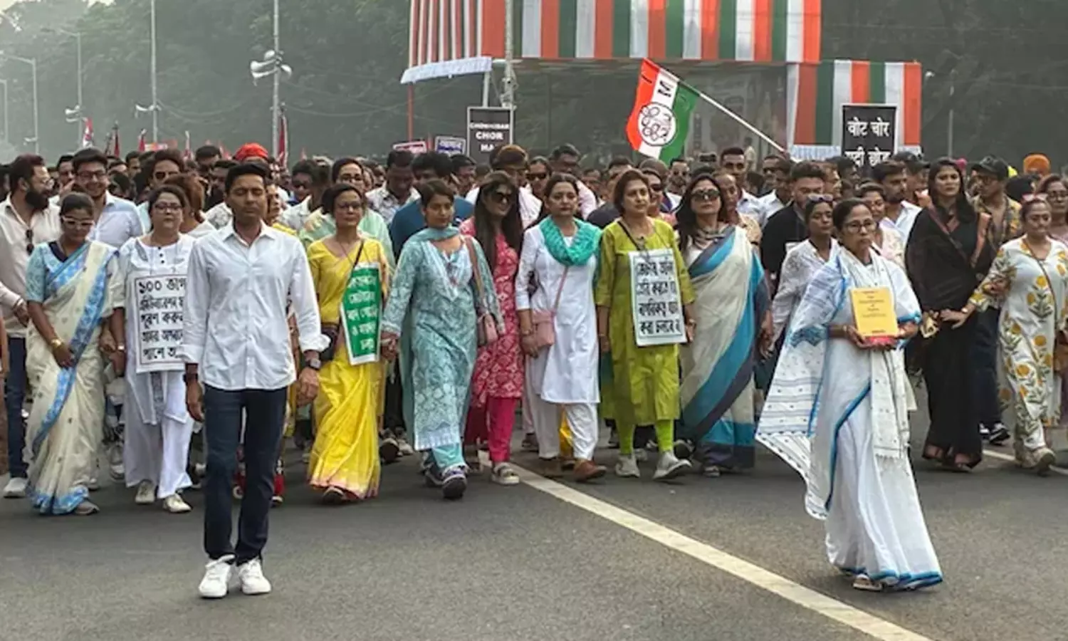 సర్ అంటే కొత్త అర్ధం : ఈసీకి  మమతా దీదీ  షాక్