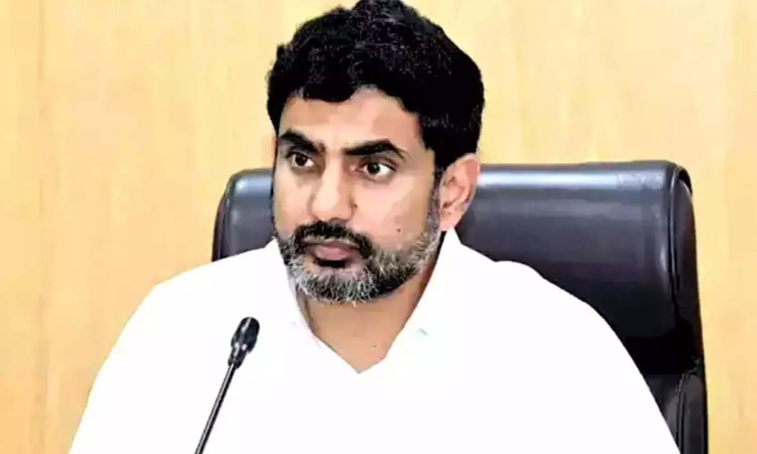 మాసు - క్లాసు.. అంద‌రి వాడిగా లోకేష్‌.. !