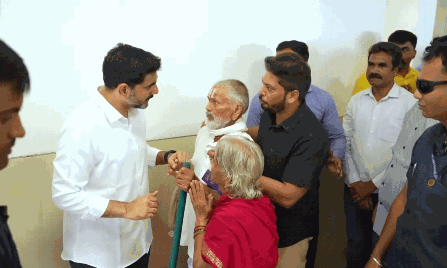 త‌మ్ముళ్ల‌కు తెలుసా: ప్ర‌జాద‌ర్బార్‌.. ఎవ‌రి కోసం ..!