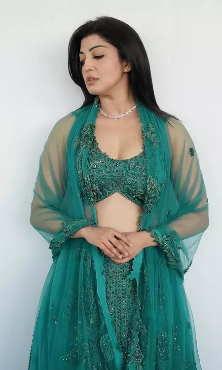 Pranita Subhash Stuns In Green Lehenga For Shaadi Season