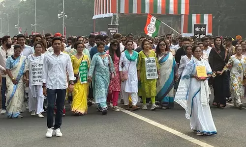 సర్ అంటే కొత్త అర్ధం : ఈసీకి  మమతా దీదీ  షాక్