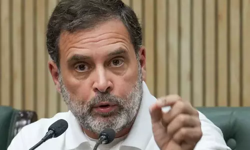 10 శాతం చేతుల్లోనే ఆర్మీ.. రాహుల్ వ్యాఖ్యలపై కలకలం 10 శాతం చేతుల్లోనే ఆర్మీ.. రాహుల్ వ్యాఖ్యలపై కలకలం