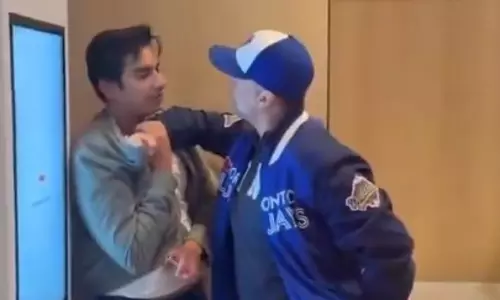 కెనడాలో జాత్యహంకారం దాడి.. టొరొంటోలో భారతీయుడిపై దాడి