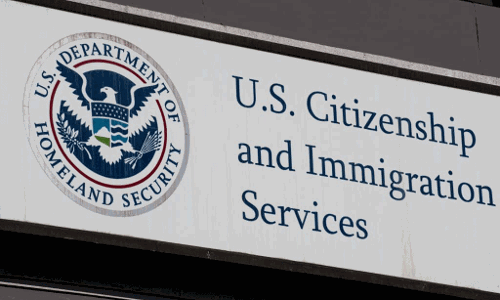 గ్రీన్ కార్డ్ హోల్డర్‌కు ‘USCIS టెక్ ఇమెయిల్’ షాక్‌!