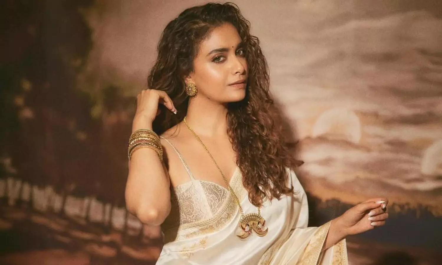 ఆ గ్యాప్ ను కీర్తి ఇలా క‌వ‌ర్ చేస్తుందా?