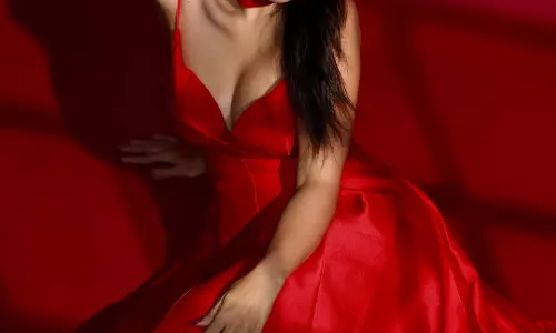 Rose Sardana Mesmerizes Fans in a Stunning Red Photoshoot