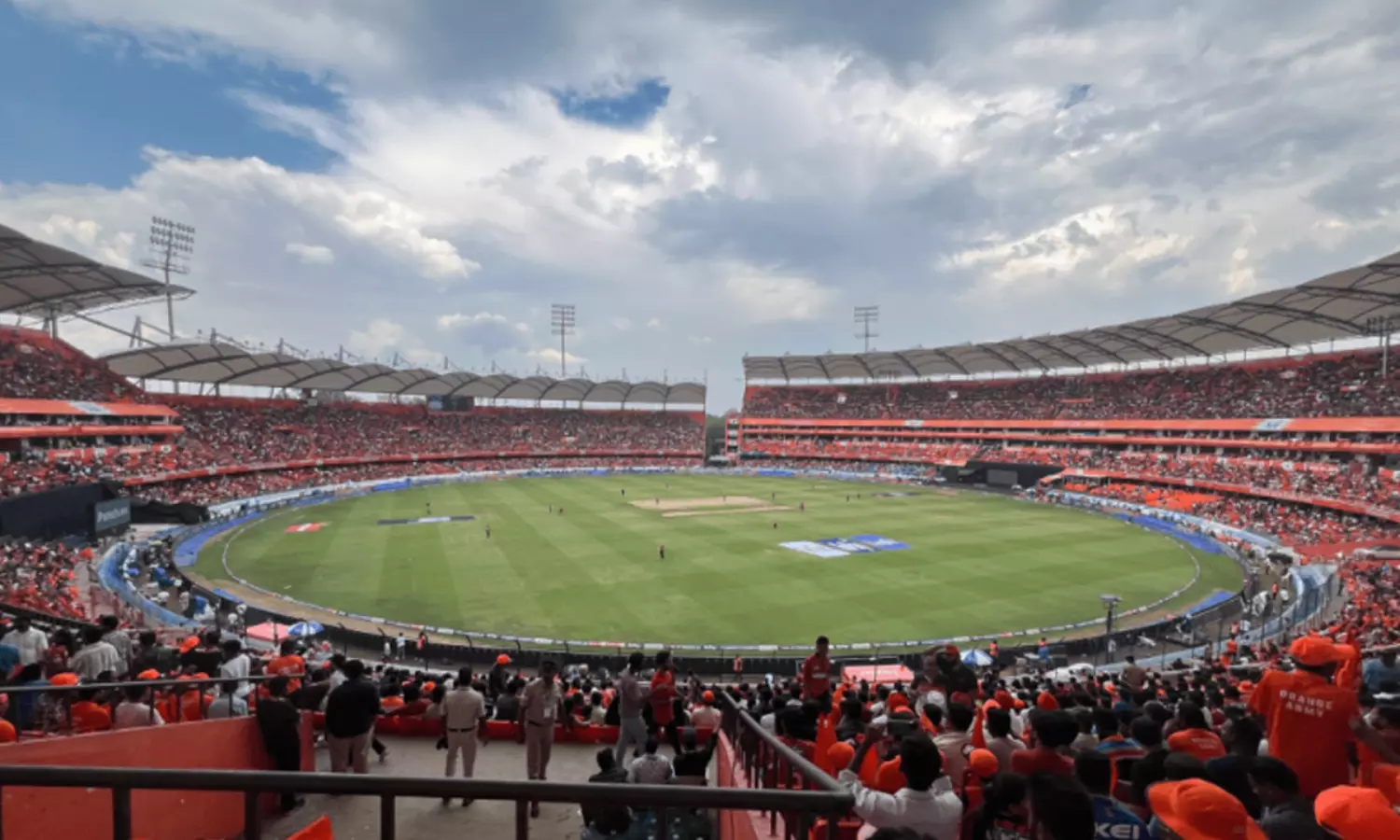 భారత్ లో టి20 ప్రపంచకప్.. హైదరాబాద్ లో మ్యాచ్ లు లేనట్టే..! భారత్ లో టి20 ప్రపంచకప్.. హైదరాబాద్ లో మ్యాచ్ లు లేనట్టే..!