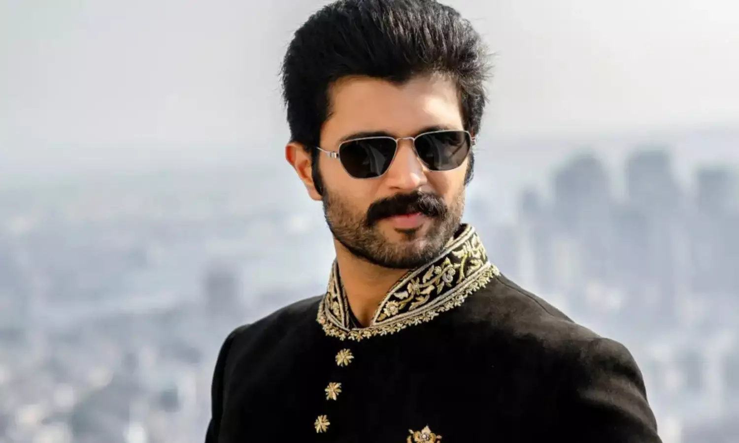 ఏం కావాలన్నా ఇస్తా.. చైల్డ్ ఆర్టిస్ట్‌కు విజయ్ దేవరకొండ బంపర్ ఆఫర్