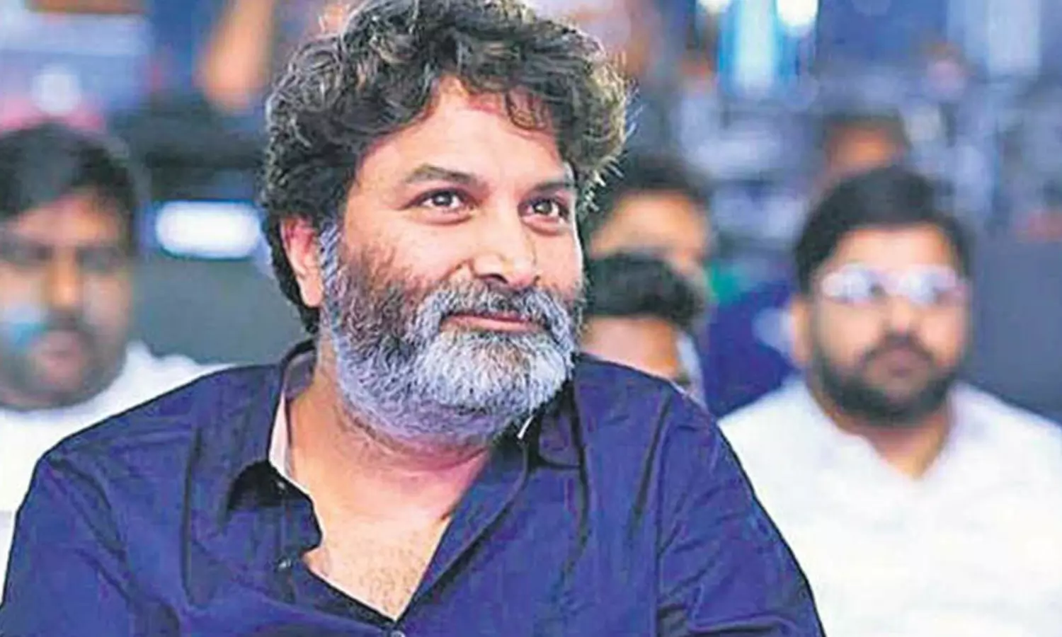 బర్త్ డే స్పెషల్: త్రివిక్రమ్ మొదటి సంపాదన ఎంతంటే? బర్త్ డే స్పెషల్: త్రివిక్రమ్ మొదటి సంపాదన ఎంతంటే?