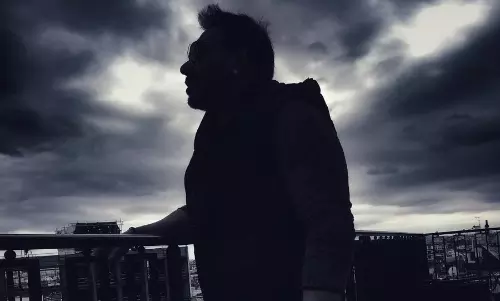 14 వ‌య‌సులో మ‌త్తుకు బానిసైన హీరో