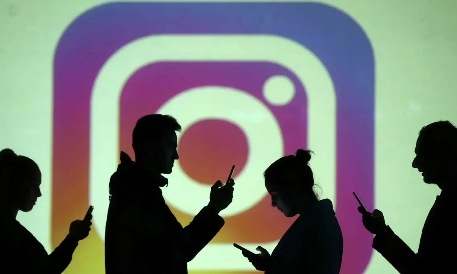 తెలుగ‌మ్మాయిల‌కు ఇన్‌ఫ్ల్యూయెన్స‌ర్ల‌ సెగ‌