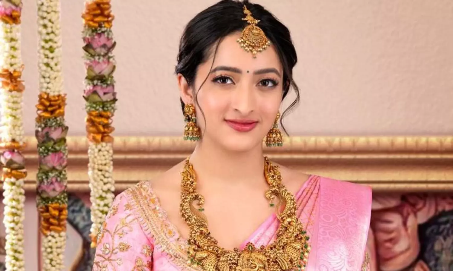 యాడ్స్‌తో మహేష్ మేనకోడలు.. స్టన్నింగ్ సర్ ప్రైజ్