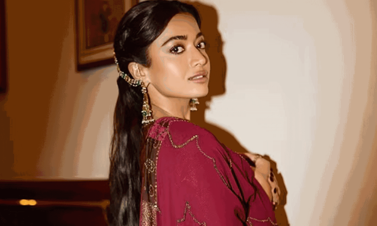 ఏడాదిలోపే 5 విభిన్న పాత్రలు..