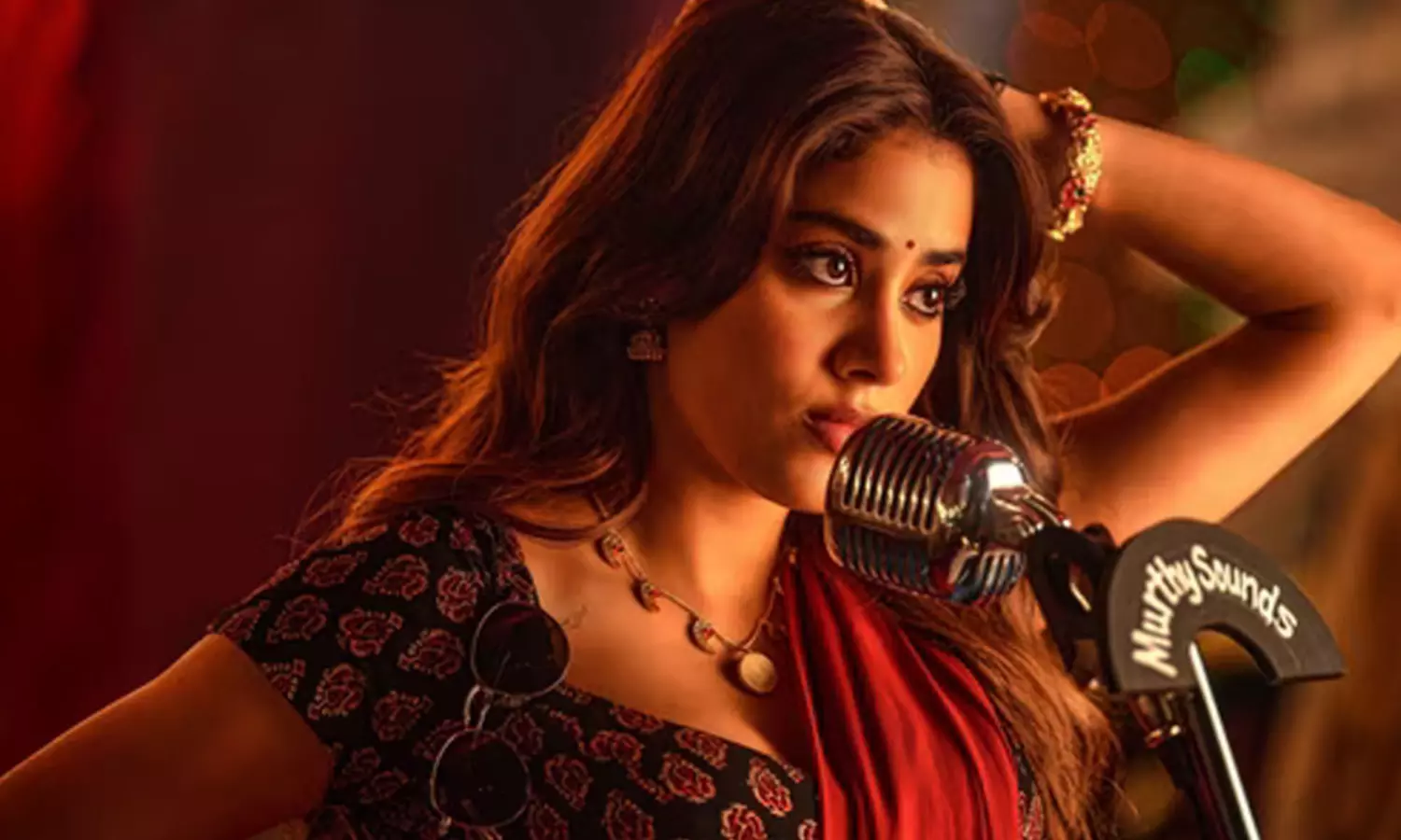 జాన్వీకి పెద్ది అయినా బ్రేక్ ఇస్తాడా?