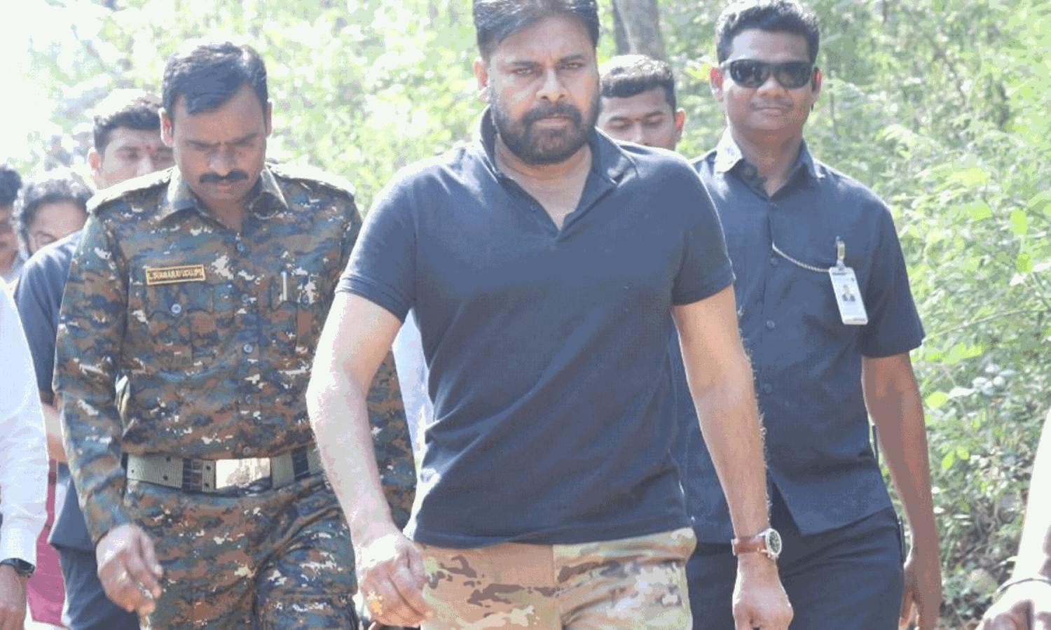 అడవిలో డిప్యూటీ సీఎం పవన్.. అధికారుల్లో టెన్షన్.. టెన్షన్