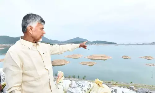 నొప్పింప‌క‌.. తానొవ్వ‌క‌.. బ‌న‌క‌చ‌ర్లపై.. బాబు స్ట్రాట‌జీ!