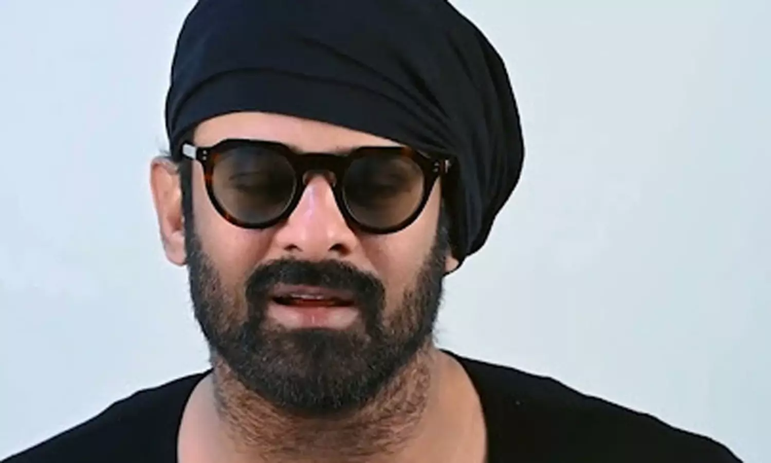 ప్రభాస్ స్నేహితులు ఐదవ తరగతిలోనే చైన్ పట్టారా? ప్రభాస్ స్నేహితులు ఐదవ తరగతిలోనే చైన్ పట్టారా?