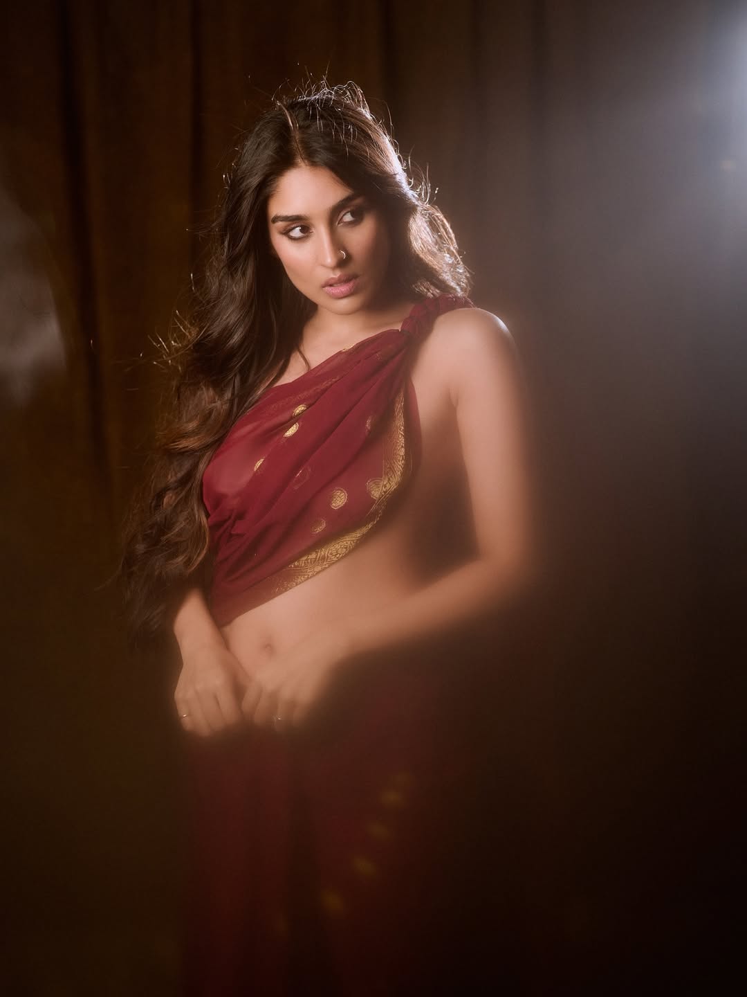Yukti Thareja Glows In Deep Maroon Saree, Captures Cinematic Magic Yukti Thareja Glows In Deep Maroon Saree, Captures Cinematic Magic