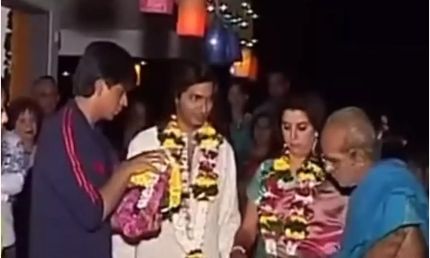 స్నేహితుడు కన్యాదానం.. షాకైన దర్శకురాలు ఫరా స్నేహితుడు కన్యాదానం.. షాకైన దర్శకురాలు ఫరా