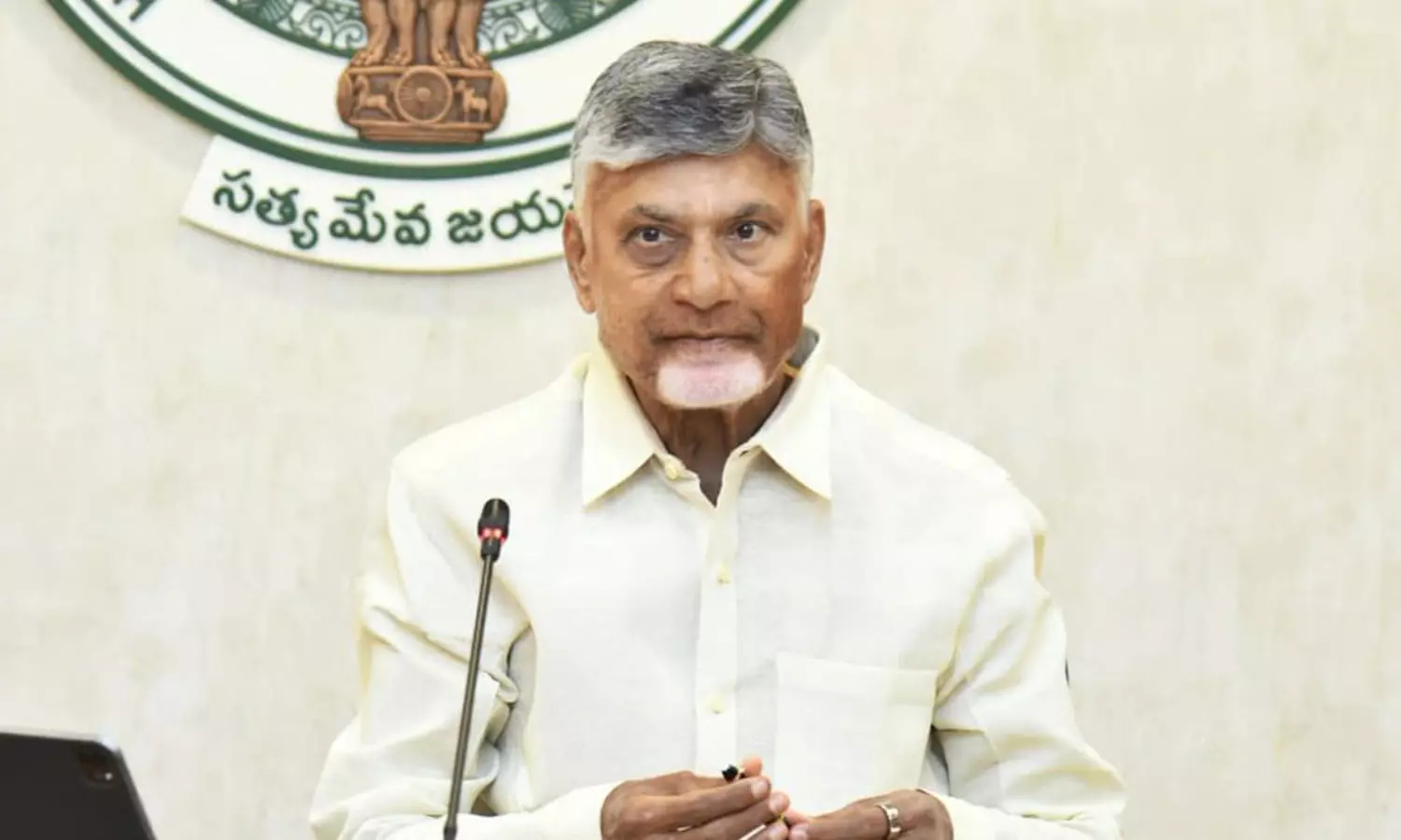 బాబు గారూ ఇలాంటి తప్పులు చేయొద్దు ప్లీజ్..!