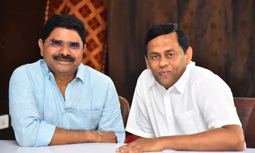 సంతాన ప్రాప్తిర‌స్తు స్టార్లతో చేయ‌క‌పోవ‌డానికి కార‌ణ‌మ‌దే!