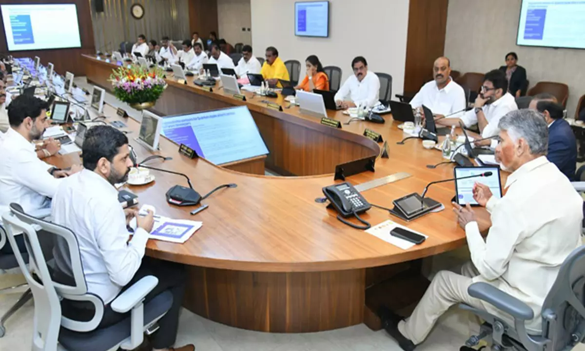 బాబు మంత్రులకు కొత్త అనుభవం బాబు మంత్రులకు కొత్త అనుభవం