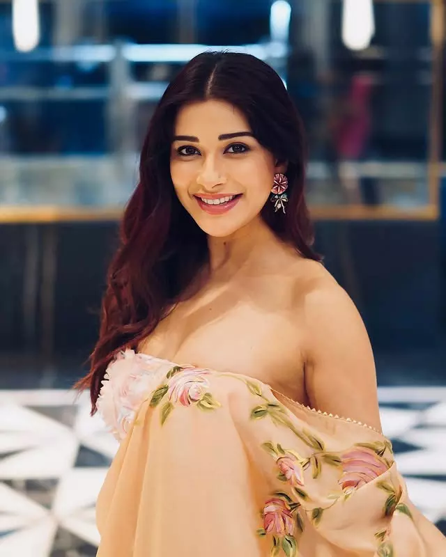 Nyrraa M Banerji Turns Monochrome into Magic with Leather and Laughter Nyrraa M Banerji Turns Monochrome into Magic with Leather and Laughter