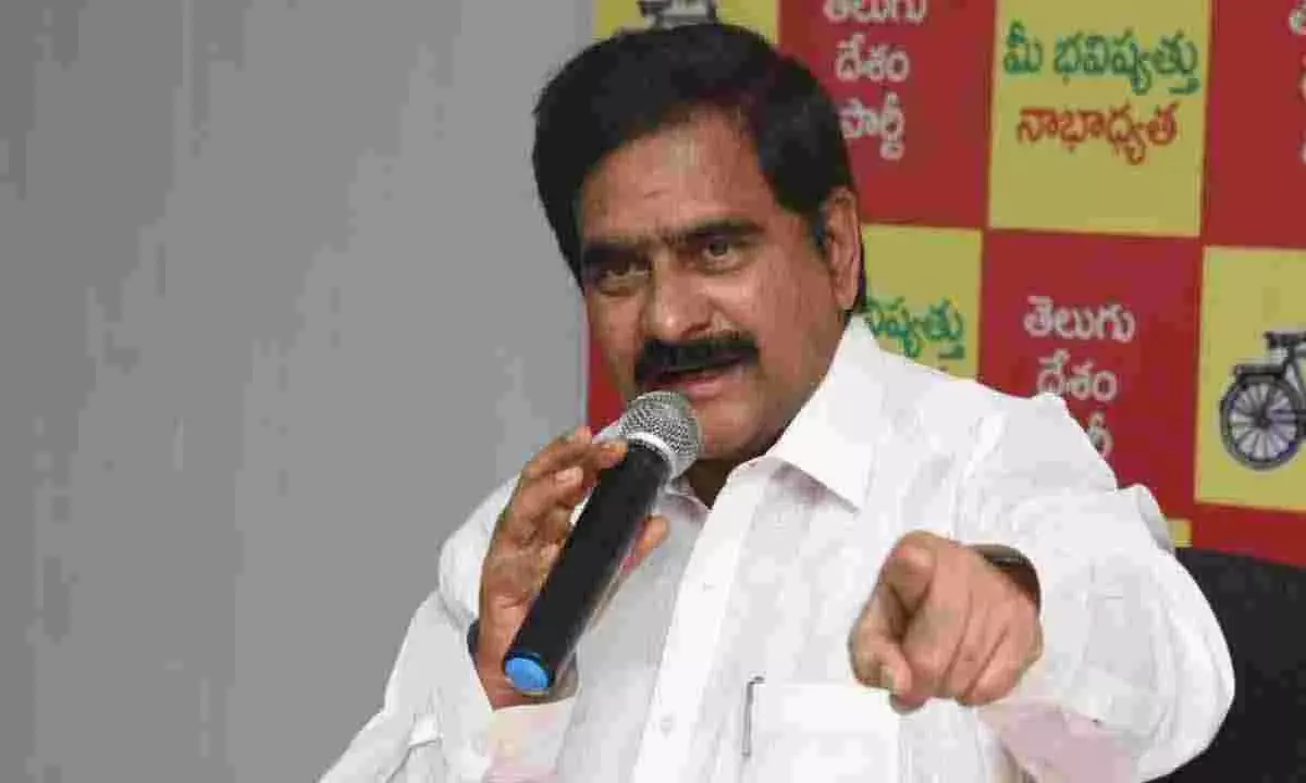 దేవినేని ఉమా...ఎక్కాల్సింది ఢిల్లీ ఫ్లైట్ సుమా !