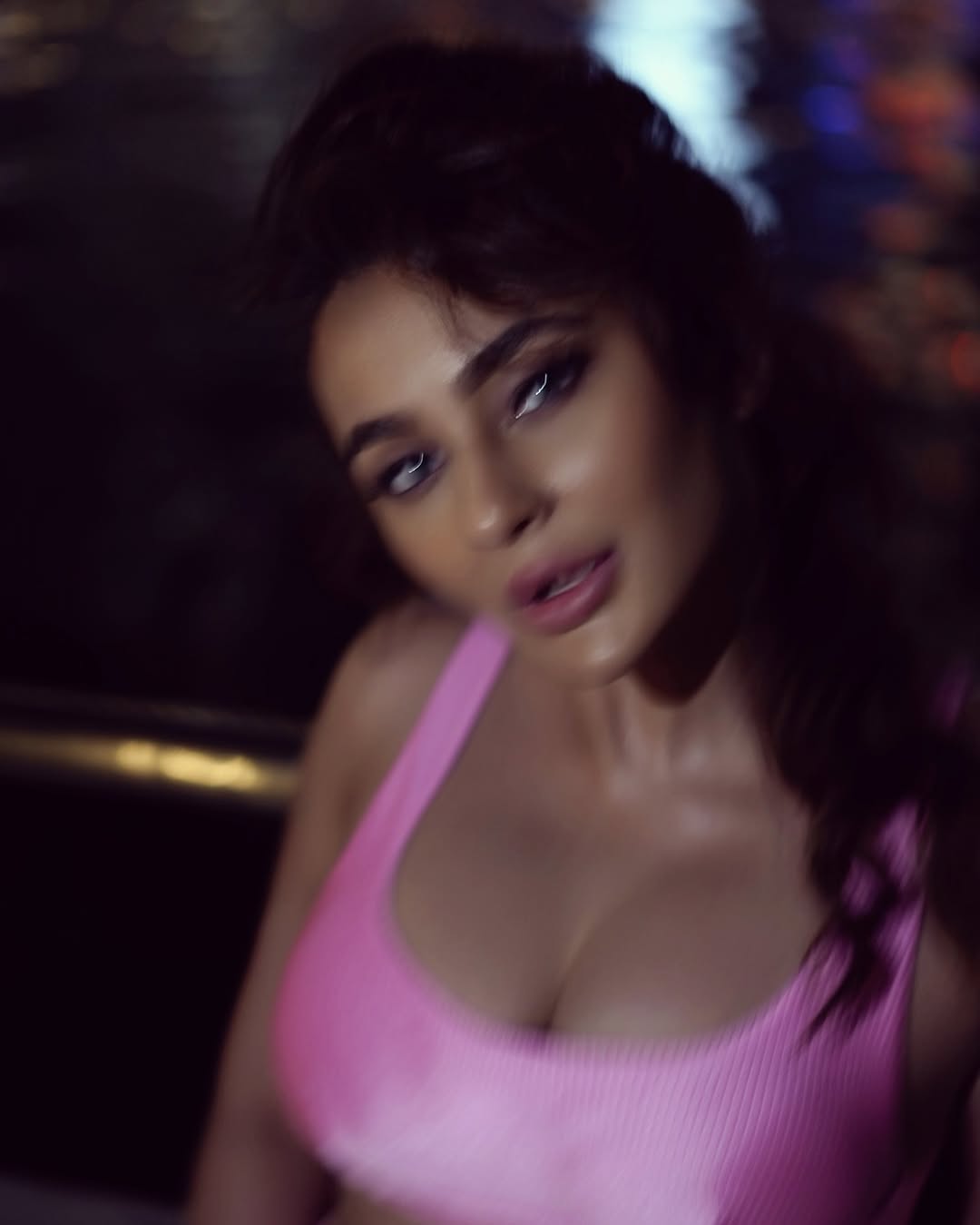 Seerat Kapoor: A Touch of Tradition, A Dash of Glamour Seerat Kapoor: A Touch of Tradition, A Dash of Glamour