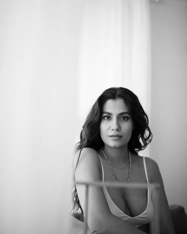 Shreya Dhanwanthary’s Beach Escape Shreya Dhanwanthary’s Beach Escape