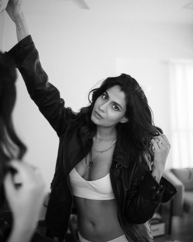 Shreya Dhanwanthary’s Beach Escape Shreya Dhanwanthary’s Beach Escape