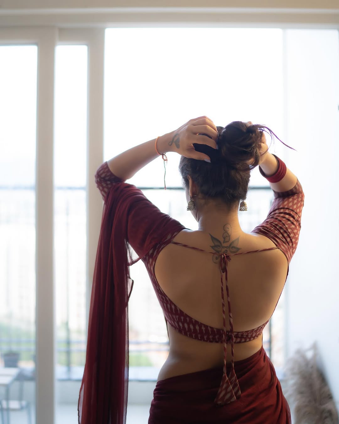 Deepthi Sunaina’s Bold Blue Takeover Deepthi Sunaina’s Bold Blue Takeover