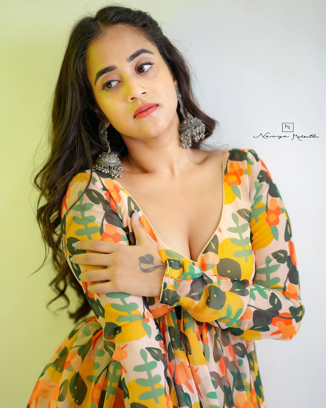 Deepthi Sunaina’s Bold Blue Takeover Deepthi Sunaina’s Bold Blue Takeover