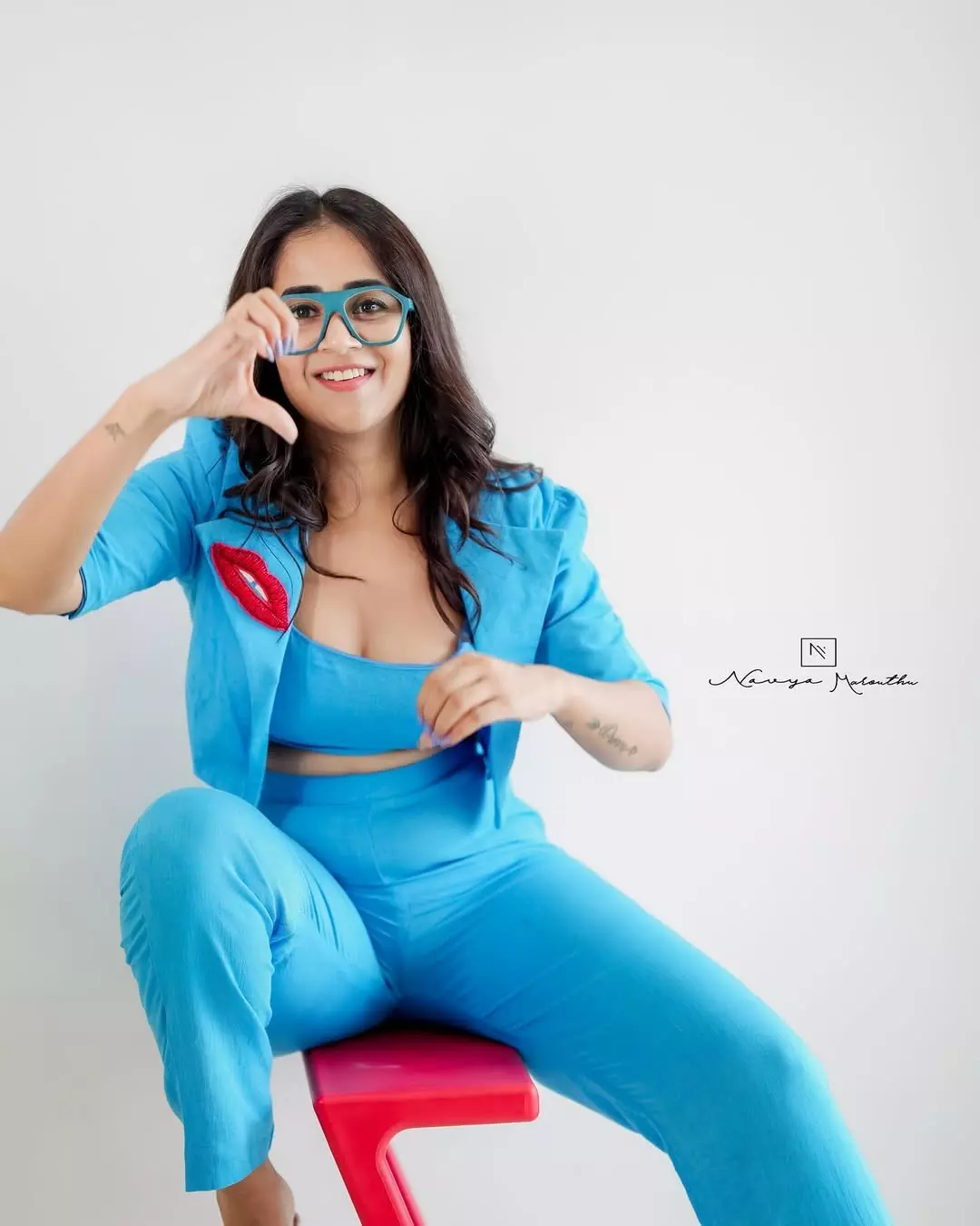 Deepthi Sunaina’s Bold Blue Takeover Deepthi Sunaina’s Bold Blue Takeover