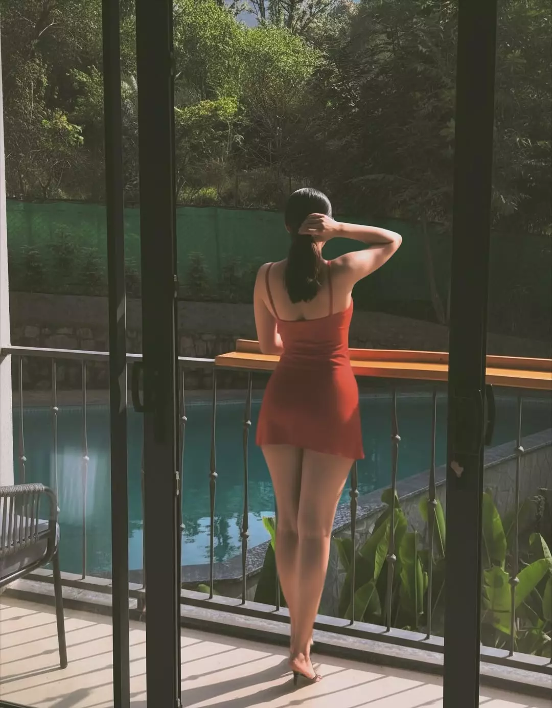 Jyothi Poorvajs Black Mini Dress is a Mood! Jyothi Poorvajs Black Mini Dress is a Mood!