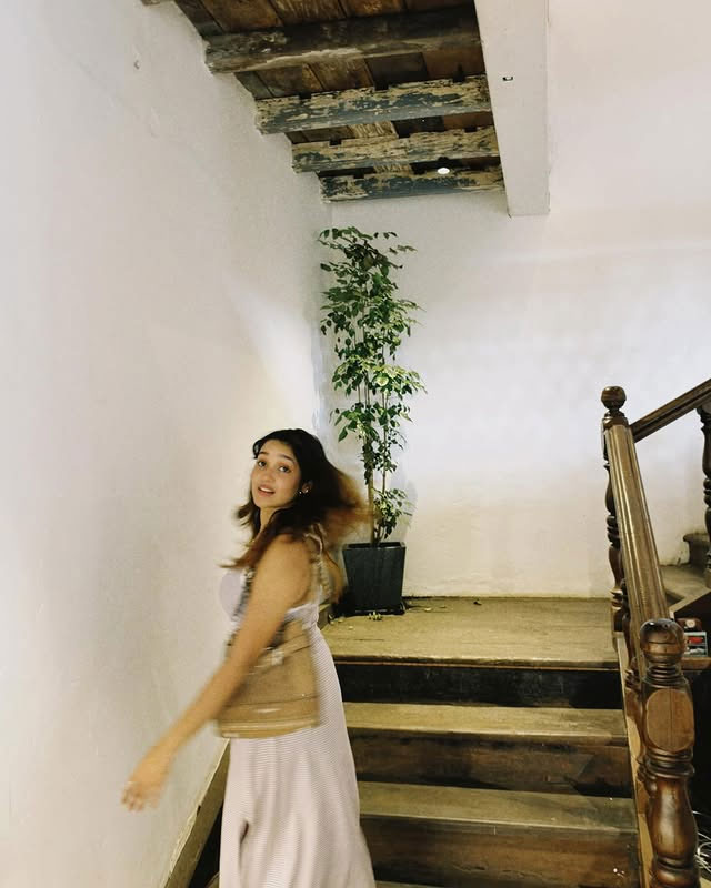 Anikha Surendran Love At Beachside Town Anikha Surendran Love At Beachside Town