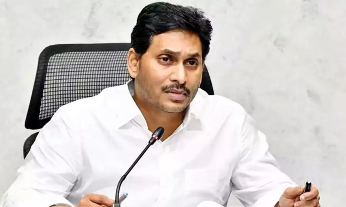 ఆఫ్టర్ ఏ లాంగ్ టైమ్.. సీబీఐ కోర్టుకు జగన్   !