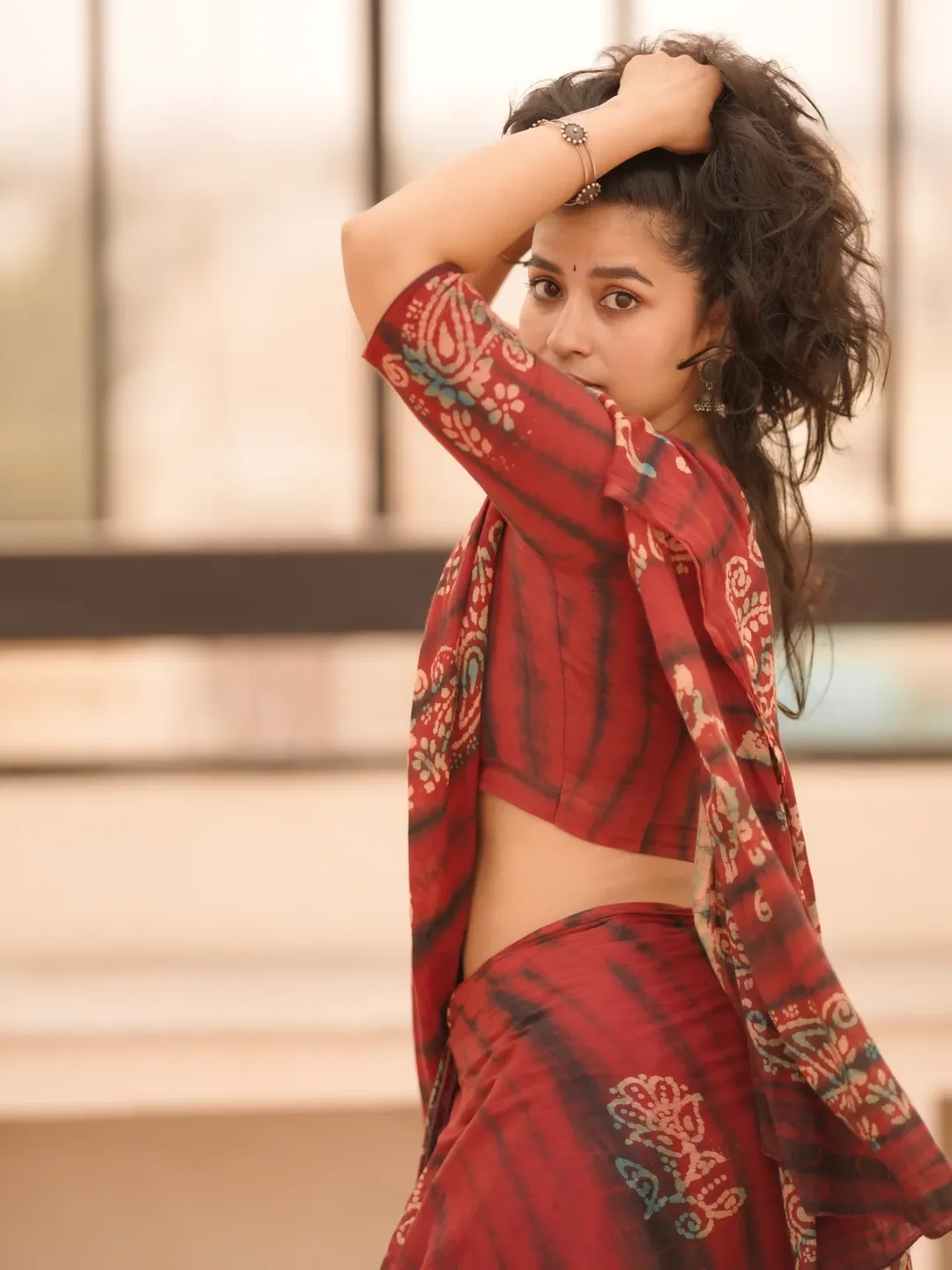 Komalee Prasad Spreads Vintage Vibes with Her 90s Playlist Komalee Prasad Spreads Vintage Vibes with Her 90s Playlist