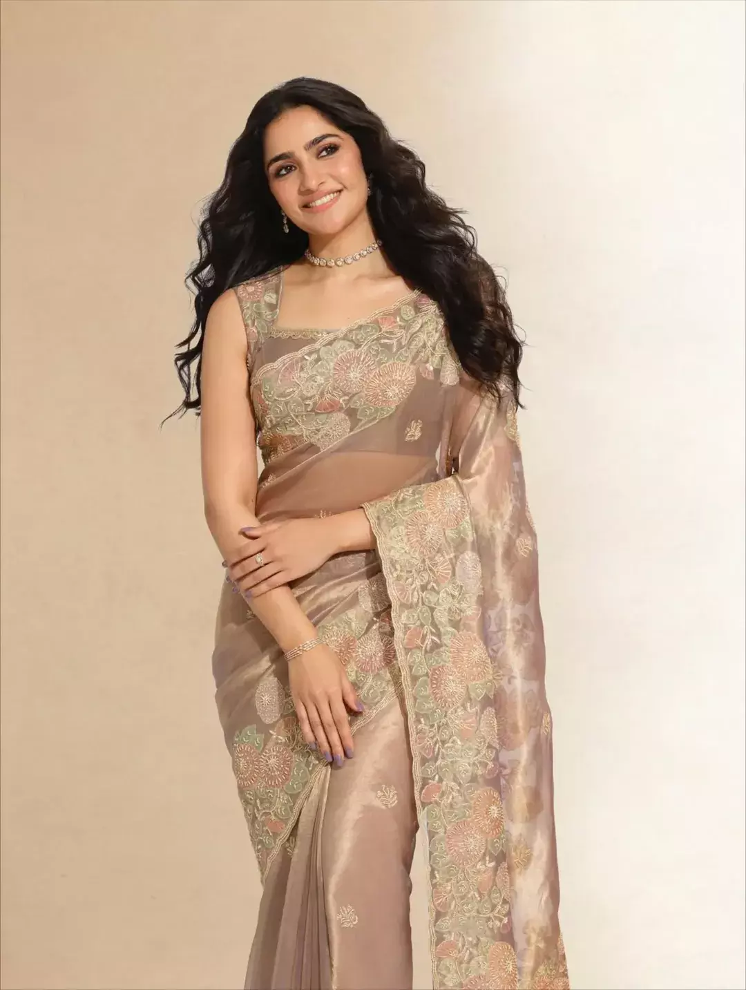 Rukmini Vasanth Stuns in Purple Silk Saree with Vintage Charm Rukmini Vasanth Stuns in Purple Silk Saree with Vintage Charm