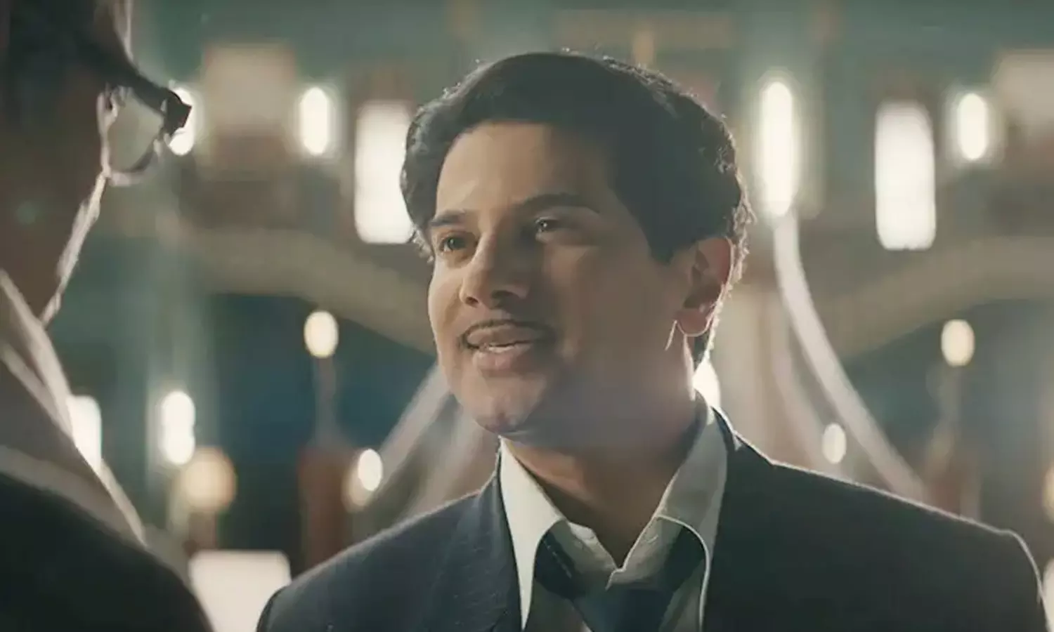 దుల్కర్ కాంత.. మామూలు సర్ప్రైజ్ కాదు ఇది! దుల్కర్ కాంత.. మామూలు సర్ప్రైజ్ కాదు ఇది!