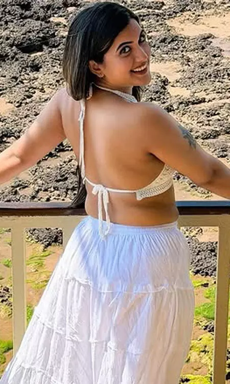 Sravanthi Chokarapu Radiates Coastal Charm in Breezy Beachside Look