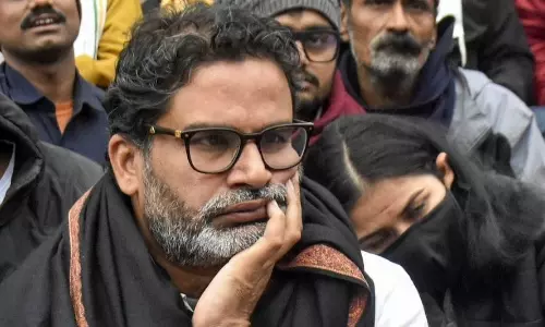 రాజకీయం అంటే రాజకీయ సలహాలు ఇచ్చినంత ఈజీ కాదు రాజా..ఇప్పటికన్నా అర్ధం అయ్యిందా ..